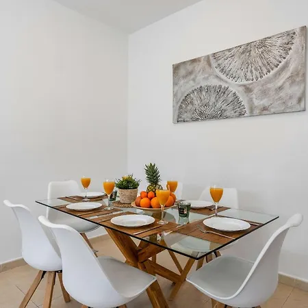 Happy - Plusholidays * Calpe