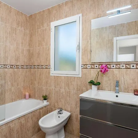 Happy - Plusholidays * Calpe