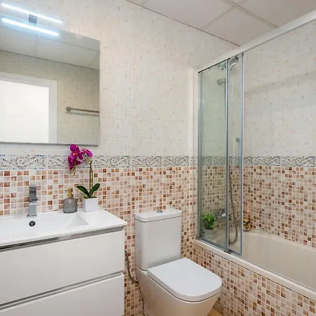 Happy - Plusholidays Calpe